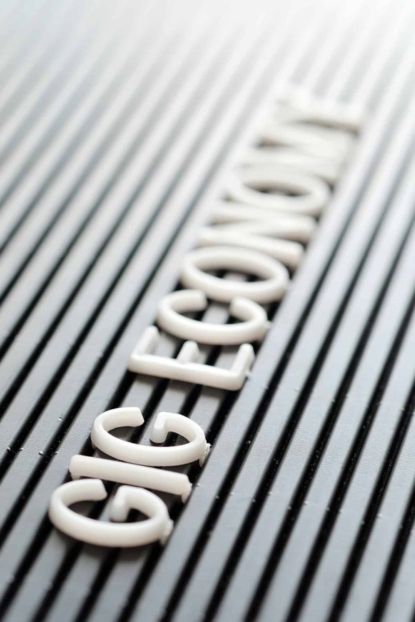 How Does the Gig Economy Influence Employment Laws for UK Businesses?